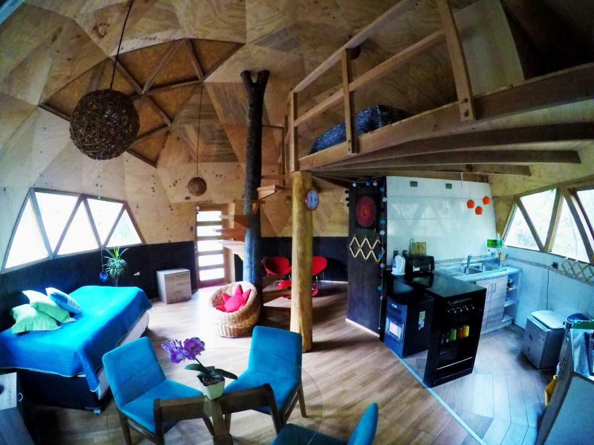 Antu Mahuida Domos Y Habitaciones Мелипеуко Экстерьер фото