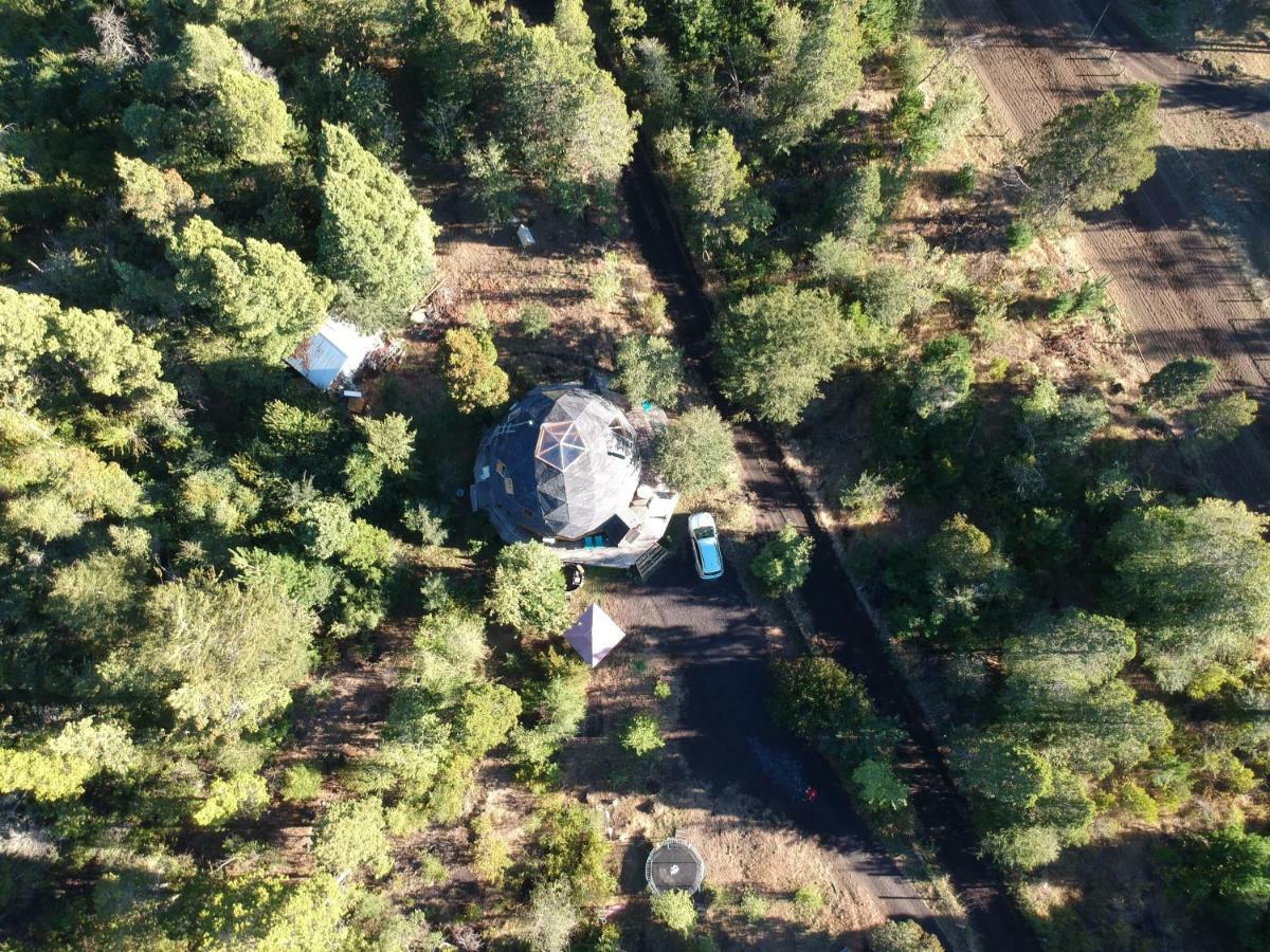 Antu Mahuida Domos Y Habitaciones Мелипеуко Экстерьер фото
